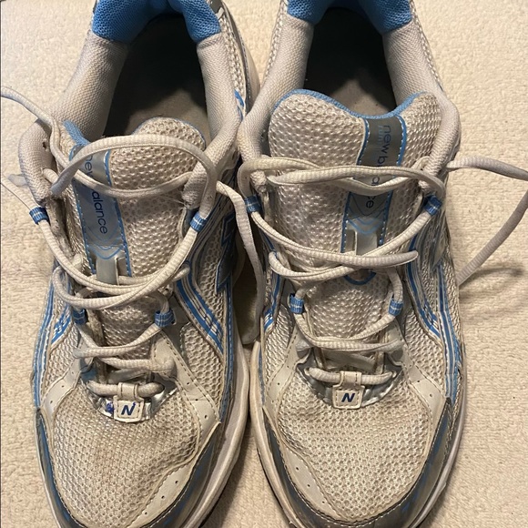 COPY - New balance Womens 520 sneakers size 11 - Picture 3 of 5